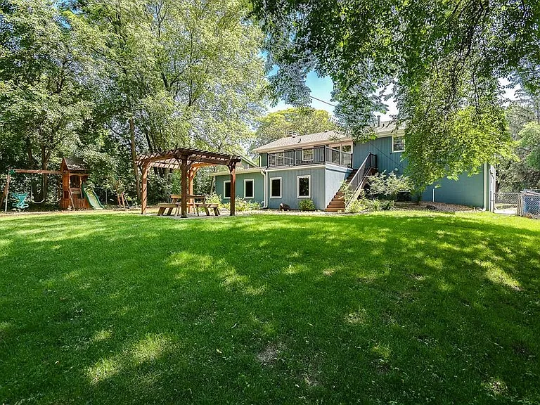 6416 Sherwood Ave — Photo 15