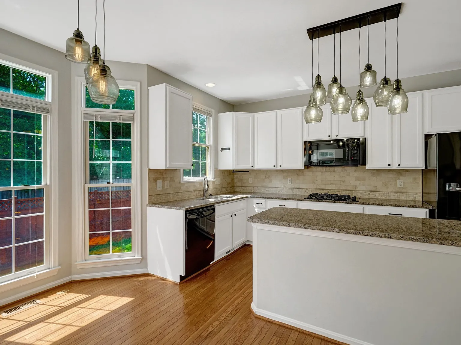 5372 Chieftain Cir - 1 — Photo 4
