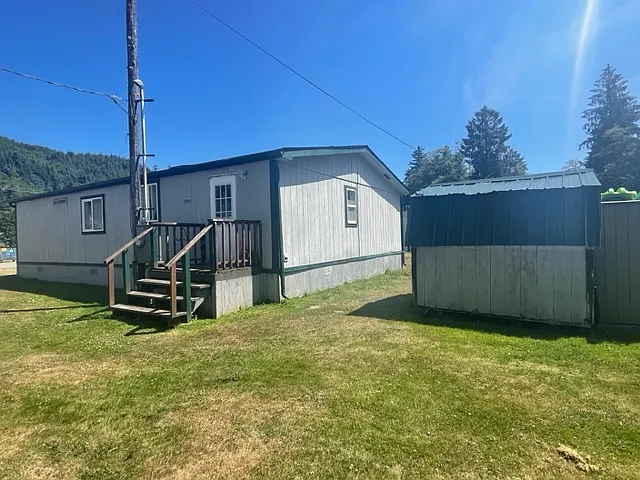 502 Frontier St #7 — Photo 6