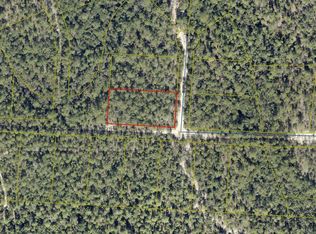 8 Castle Ct, Defuniak Springs, FL 32433
