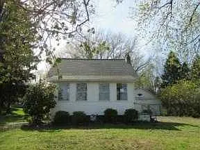 2826 S Canal St photo 1