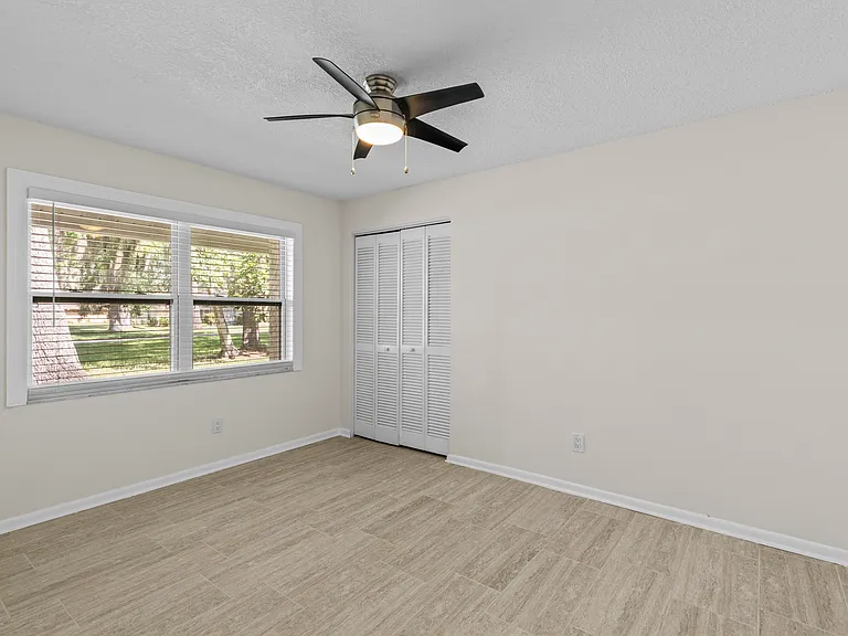 74 Sanchez Dr E — Photo 21