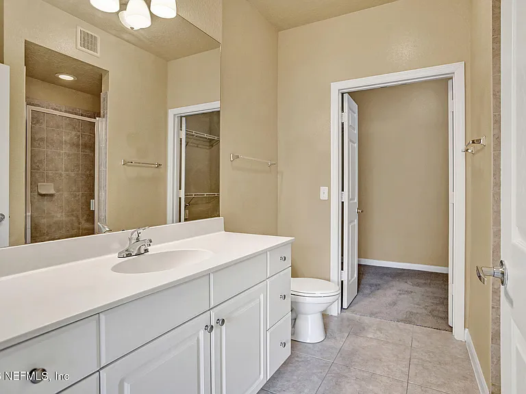 8539 Gate Pkwy #9330 — Photo 18