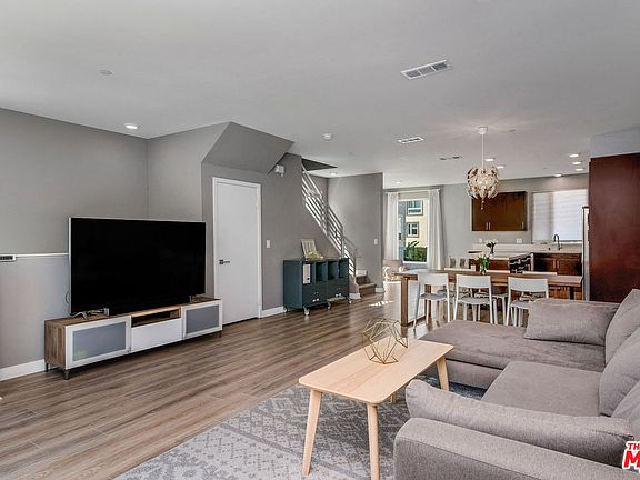 5th image of 2581 Arvia St Unit 11