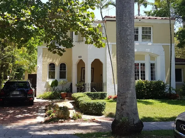 567 NE 57th St, Miami, FL 33137