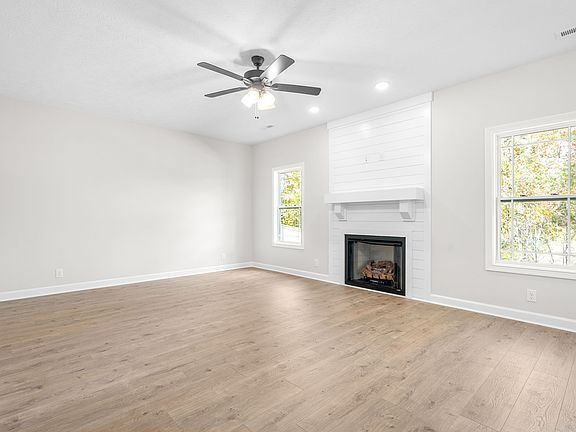 5th image of 1588 Malone Way Lot 4