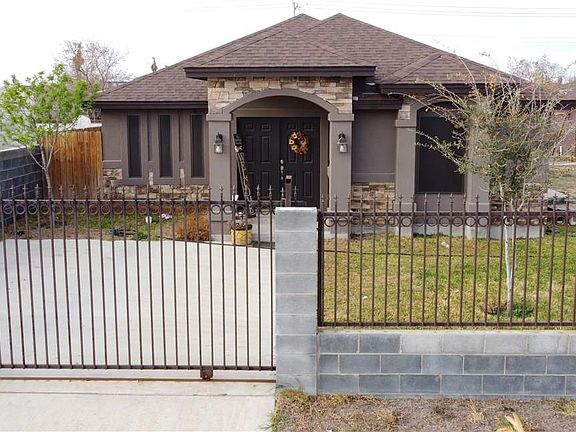 2nd image of 2816 Lavanda Dr