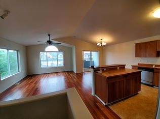 6586 Whispering Loop #B, Anchorage, AK 99504