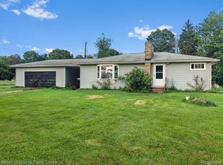 12453 N Holly Rd, Holly, MI 48442