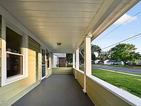 5th image of 5638 Douglas Rd