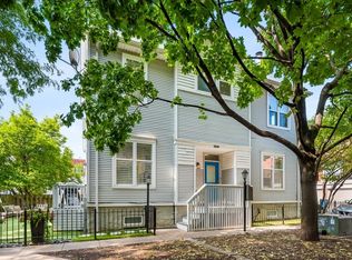 2907 N Wolcott Ave, Chicago, IL 60657