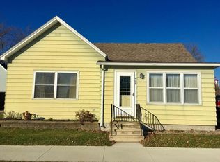 408 W Main St, Adams, MN 55909