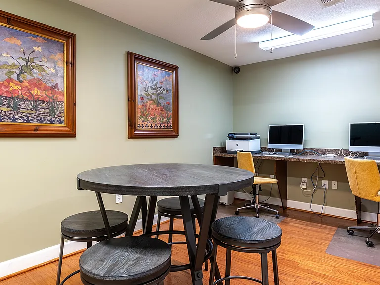 Reed Creek Apartments — Photo 33