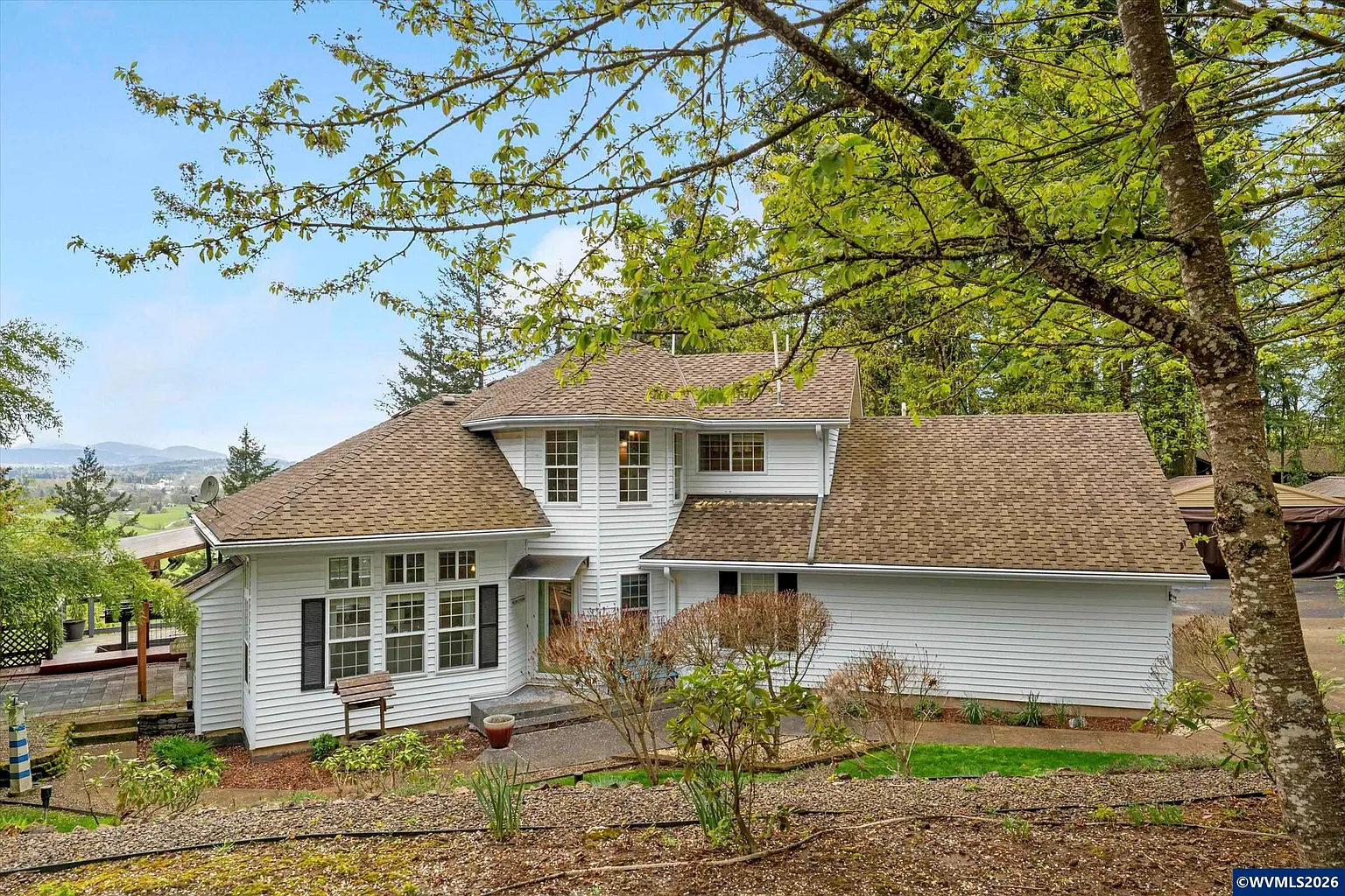 1290 Linnwood Dr NE photo 1