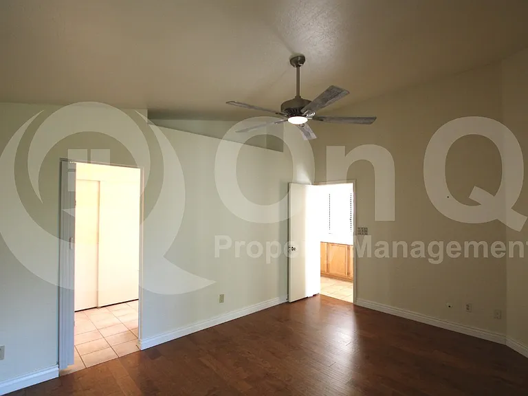 4725 E Brown Rd #8 — Photo 10