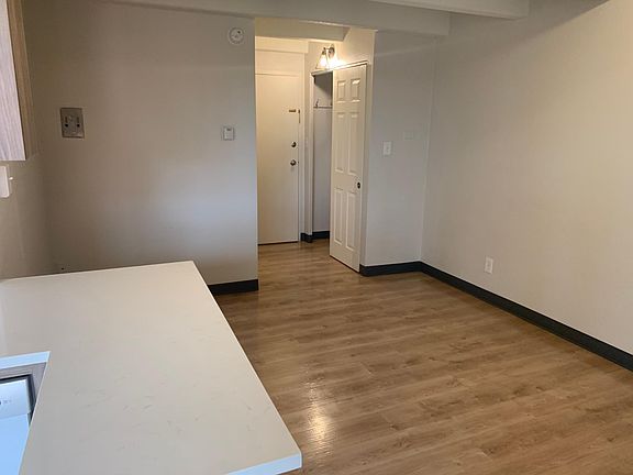 4th image of 800 N Emerson St APT 407