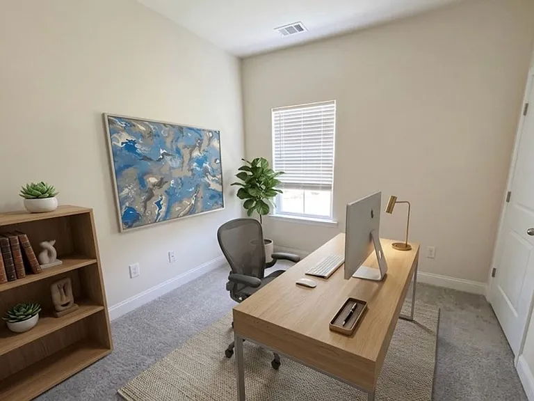 712 Mill Creek Cir — Photo 12