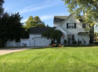 2627 River Rd, Maumee, OH 43537