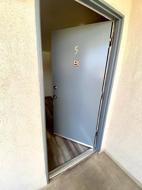 1st image of 908 S Marguerita Ave #5