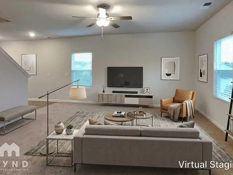 72 Royal Meadow Dr — Photo 3