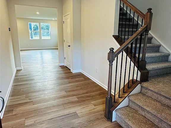 2nd image of 445 Spire St
