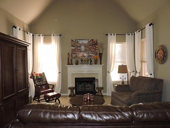 4th image of 4200 Lochshire Ln