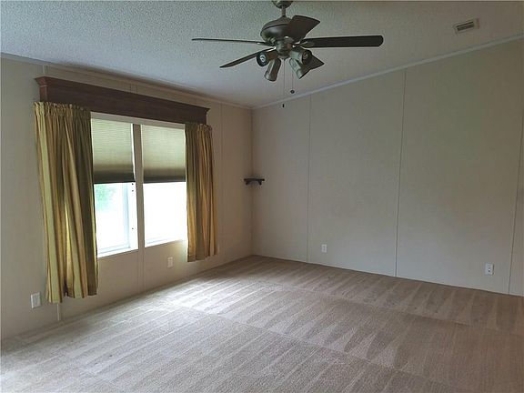2nd image of 4847 County Road 2242