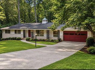 165 W Spalding Dr, Atlanta, GA 30328