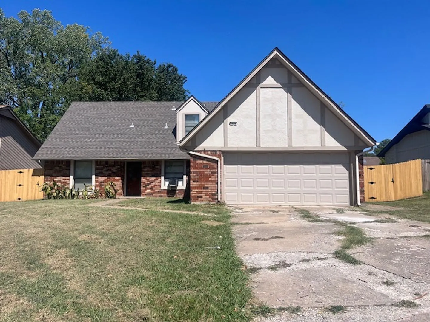 4 Bedroom Home In Union Schools - Jarman Elementary! — Photo 1