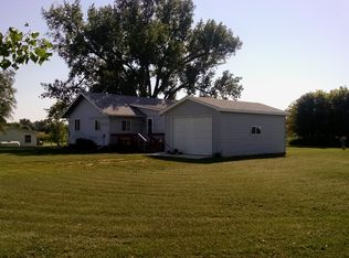 204 N Spruce St, Henry, SD 57243
