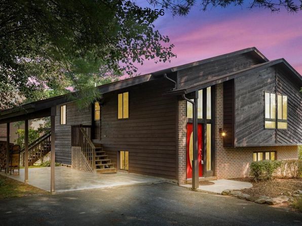 (undisclosed Address)