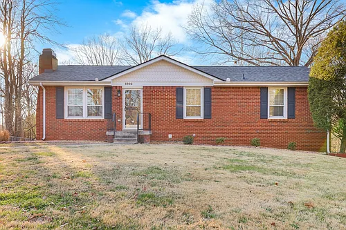1802 Warren Dr Photo 1