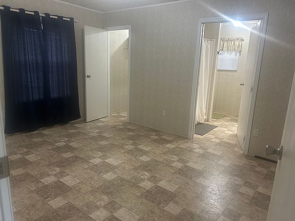 Master Bedroom, Walk-in closet