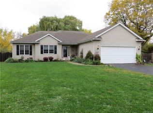 582 Hopkins Rd, Williamsville, NY 14221