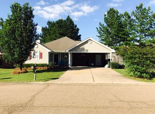 608 Sandpiper Dr, Brandon, MS 39047