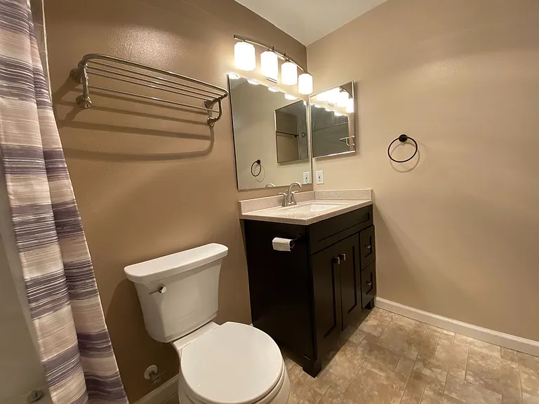 936 Village Way — Photo 19