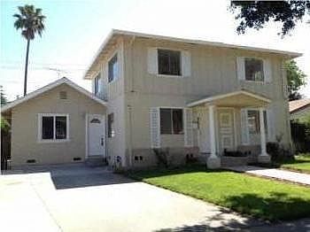 Front house from sidewalk