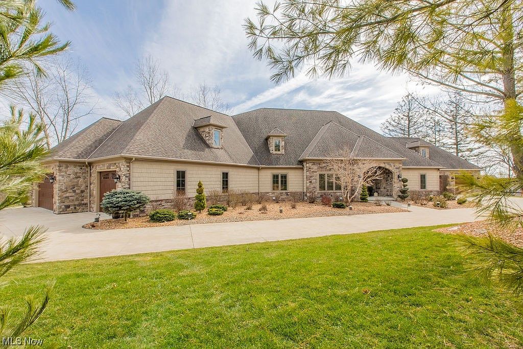 1925 Marks Rd, Valley City, OH 44280 | Zillow