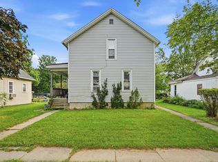 341 W 15th St, Auburn, IN 46706