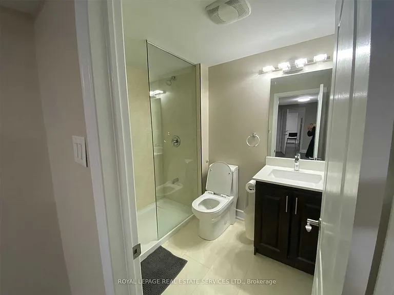 4127 Loyalist Dr — Photo 10