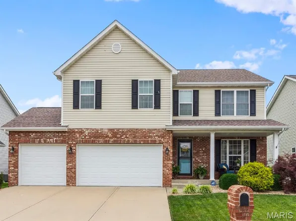 1115 Piper Ln, Mascoutah, IL 62258