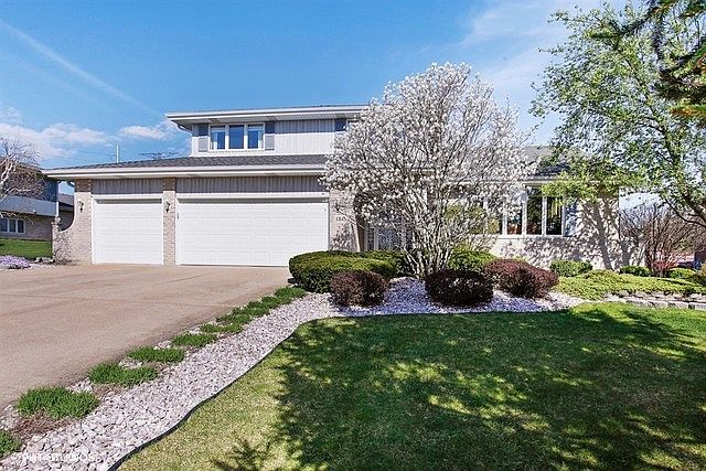 1st image of 13145 Baywood Ln
