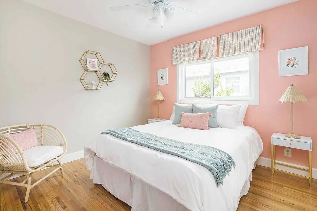 3 bed, $8,500 — Photo 1
