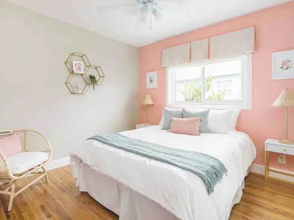 (undisclosed Address), Hawthorne, CA 90250