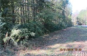 5th image of 2622 Ski Trail Ln