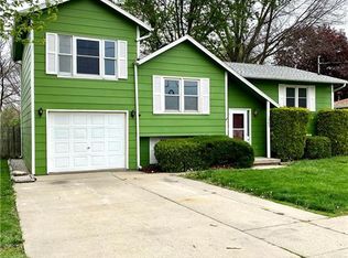 1505 W Madison St, Knoxville, IA 50138