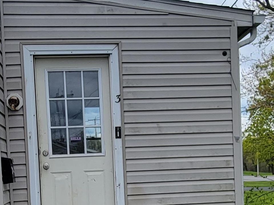 1st image of 3 Tarkington Ct
