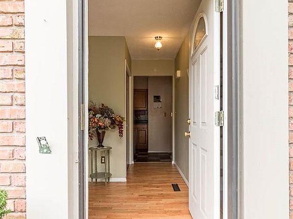 2nd image of 4371 Davlind Dr
