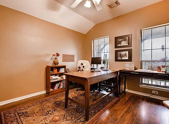 5th image of 5417 Texas Bluebell Dr