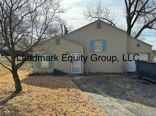 523 NE 44th St, Kansas City, MO 64116